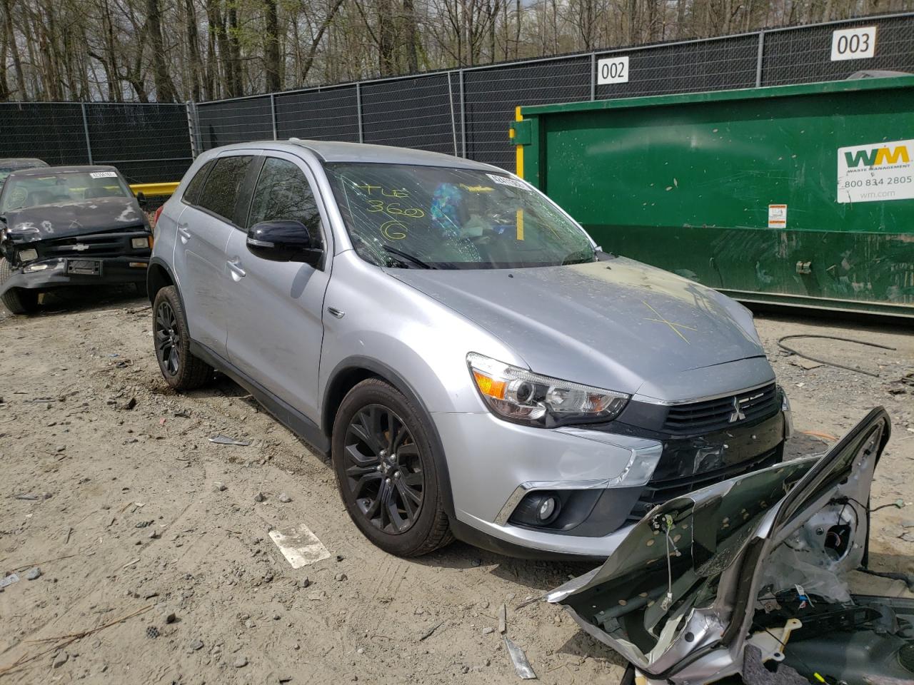 MITSUBISHI OUTLANDER 2017 with VIN JA4AR3AU4HZ045103 - Photo from auction