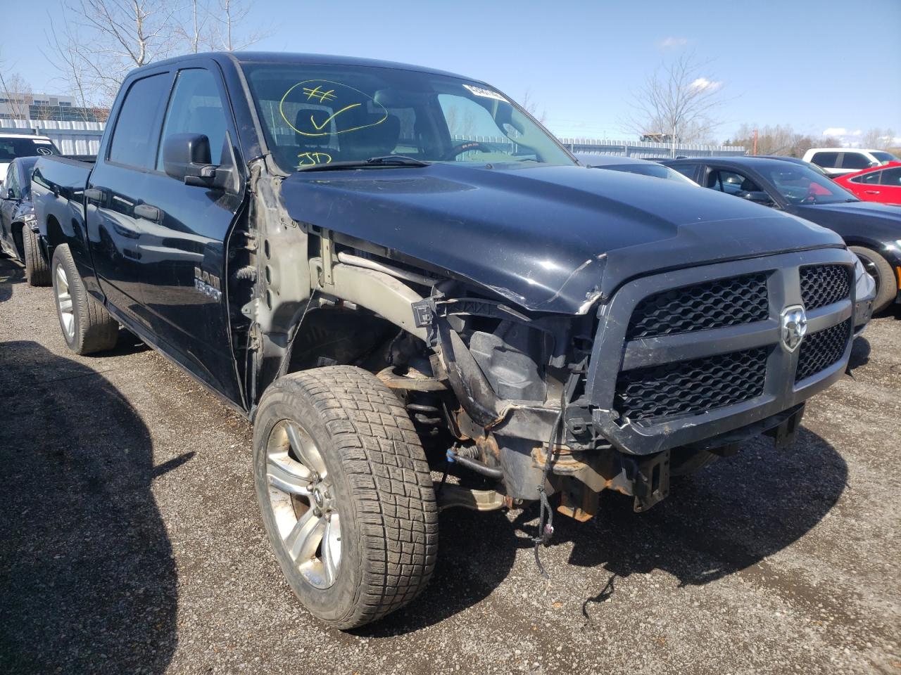 RAM 1500 ST 2015 con VIN 1C6RR7SM3FS579916 - Foto de la subasta