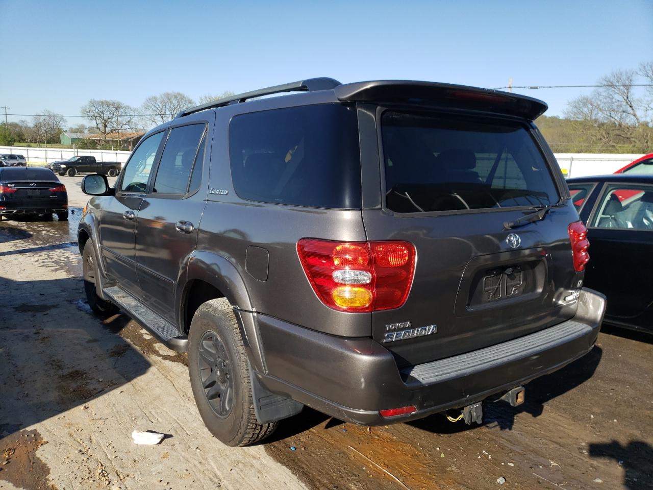 Photo 3 from auction – 2003 TOYOTA SEQUOIA LI with VIN 5TDZT38A53S171342