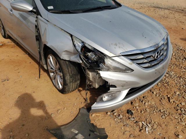 Photo 9 from auction – 2011 HYUNDAI SONATA SE with VIN 5NPEC4AC5BH053621