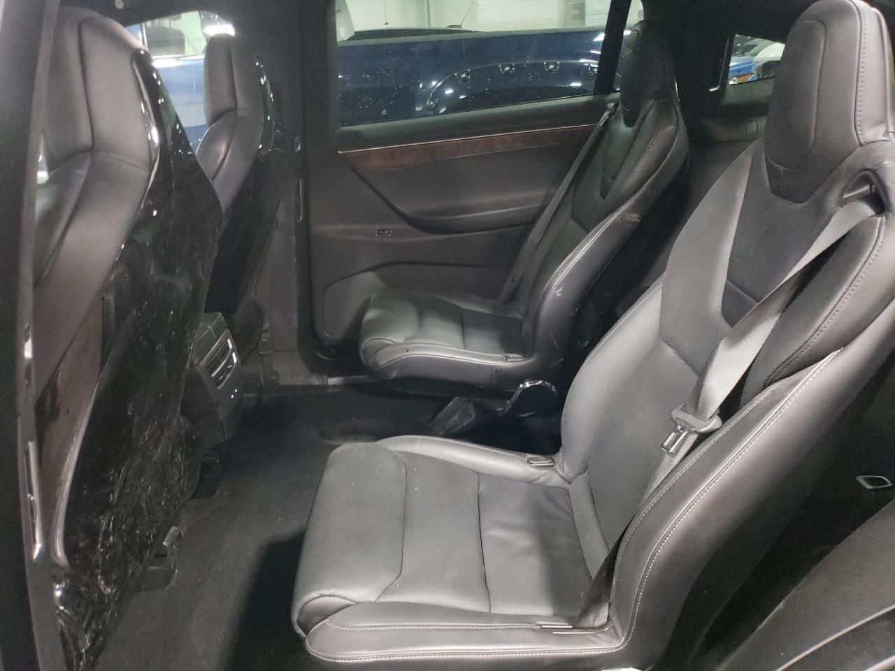 Photo 6 from auction – 2016 TESLA MODEL X with VIN 5YJXCBE28GF032024