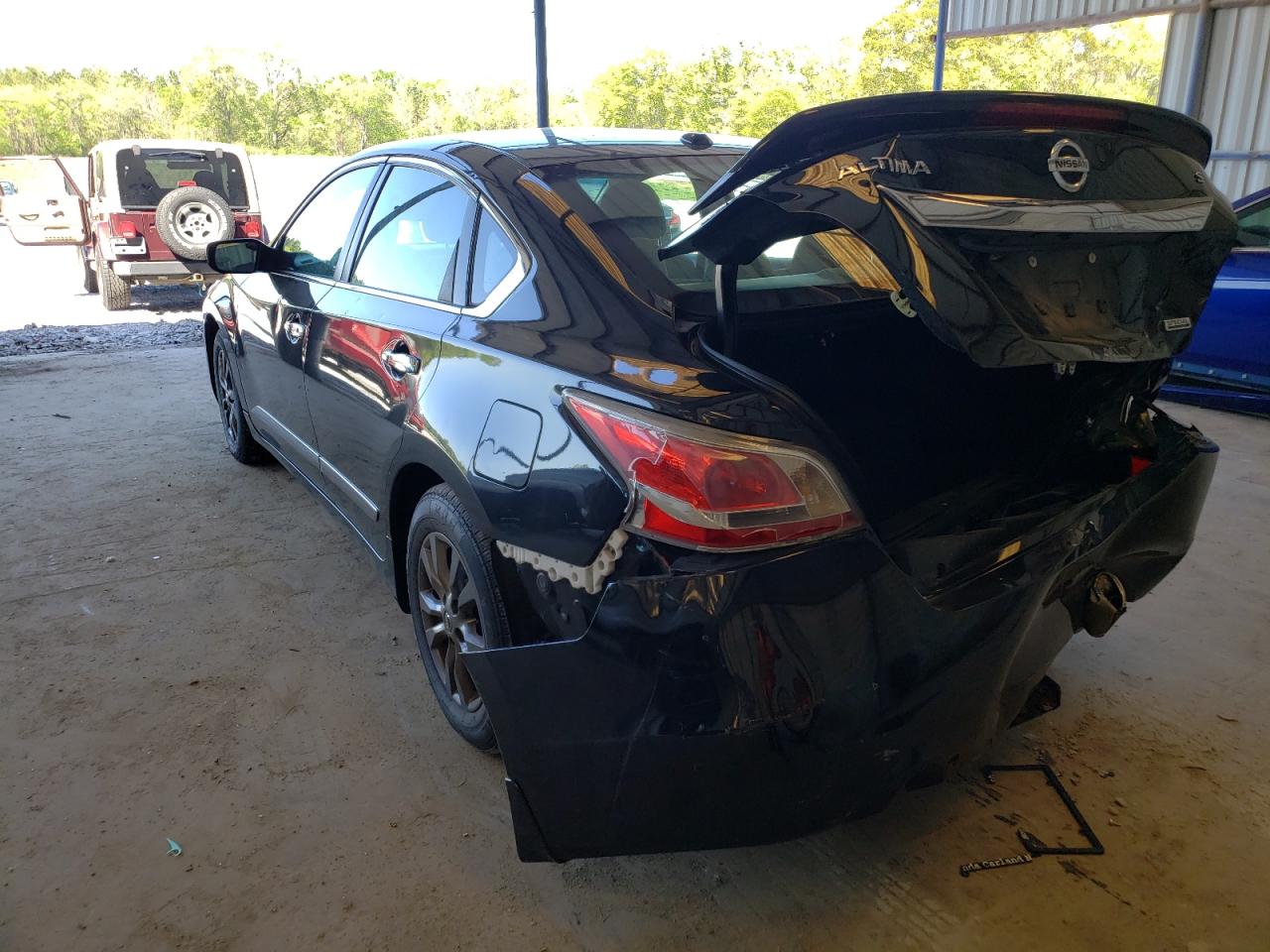 Photo 3 from auction – 2015 NISSAN ALTIMA 2.5 with VIN 1N4AL3AP7FC594740