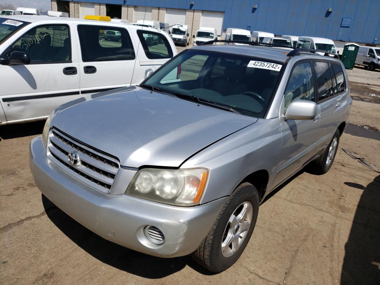 Photo 2 from auction – 2002 TOYOTA HIGHLANDER with VIN JTEGD21A020041944