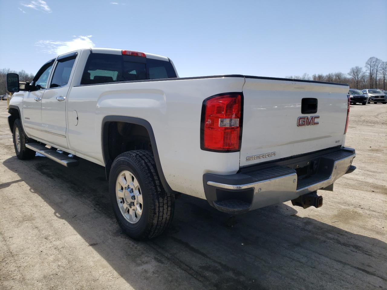 Photo 3 from auction – 2015 GMC SIERRA K35 with VIN 1GT423C83FF176643