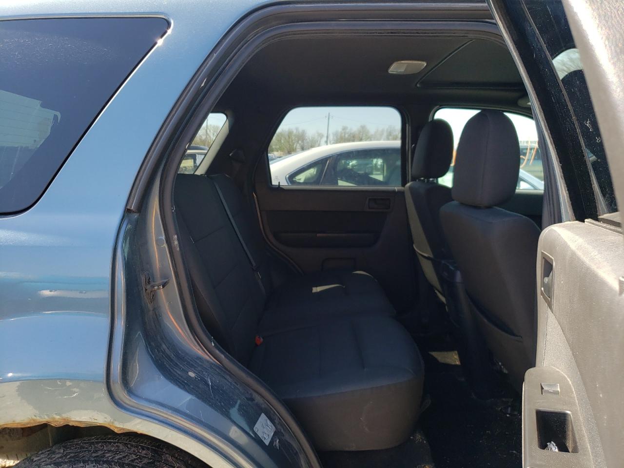 Photo 6 from auction – 2012 FORD ESCAPE XLT with VIN 1FMCU0DGXCKB50176