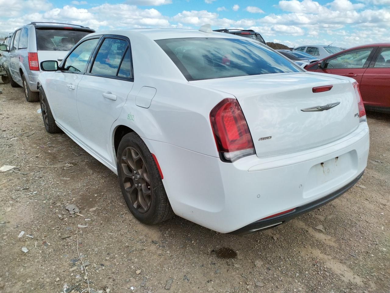 Photo 3 from auction – 2017 CHRYSLER 300 S with VIN 2C3CCAGG6HH538873