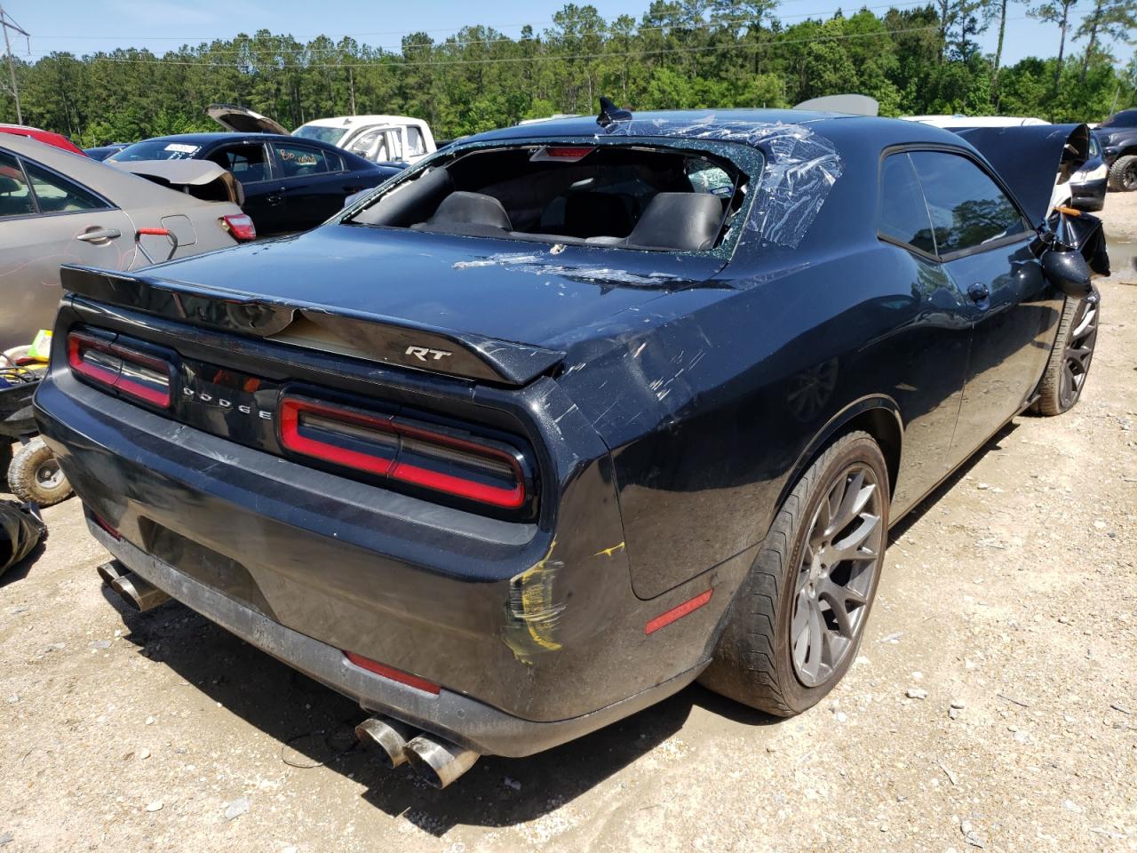 Photo 4 from auction – 2015 DODGE CHALLENGER with VIN 2C3CDZDJ1FH715077