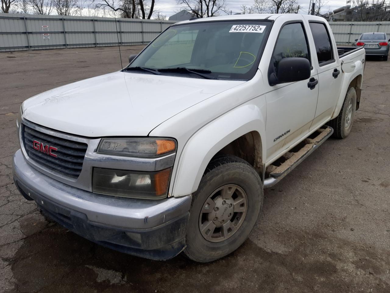 Photo 2 from auction – 2004 GMC CANYON with VIN 1GTDT136048190355