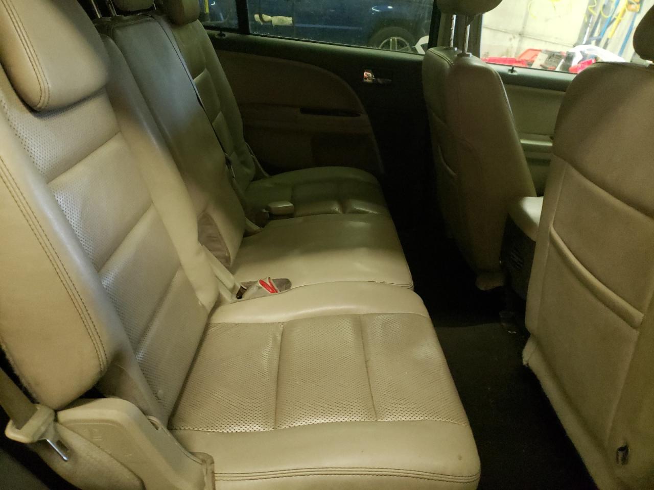 Photo 6 from auction – 2008 FORD TAURUS X S with VIN 1FMDK02W18GA40048