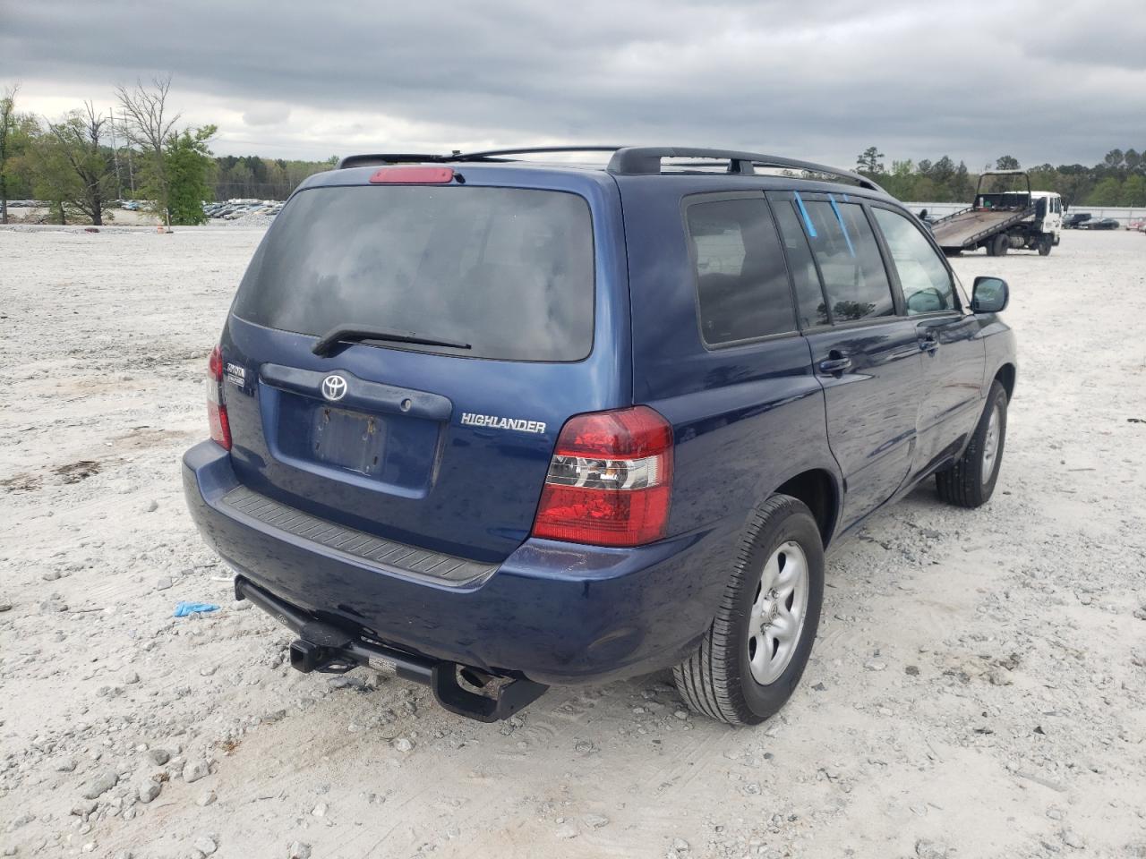 Photo 4 from auction – 2004 TOYOTA HIGHLANDER with VIN JTEGD21A040099099