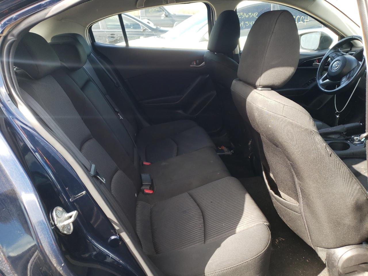 Photo 6 from auction – 2016 MAZDA 3 TOURING with VIN JM1BM1L78G1333675