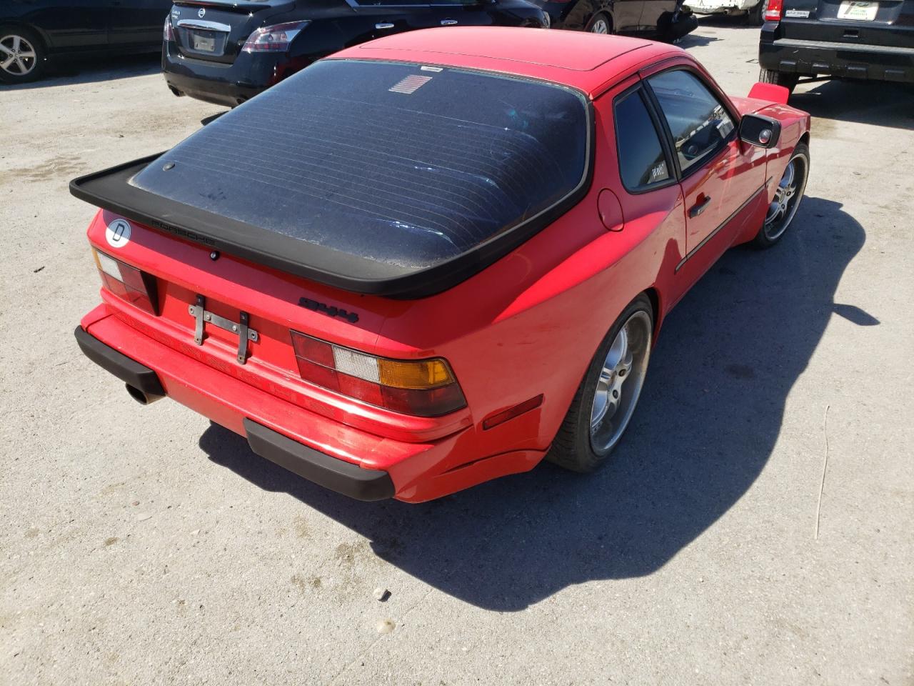 Photo 4 from auction – 1987 PORSCHE 944 with VIN WP0AB0949HN477240