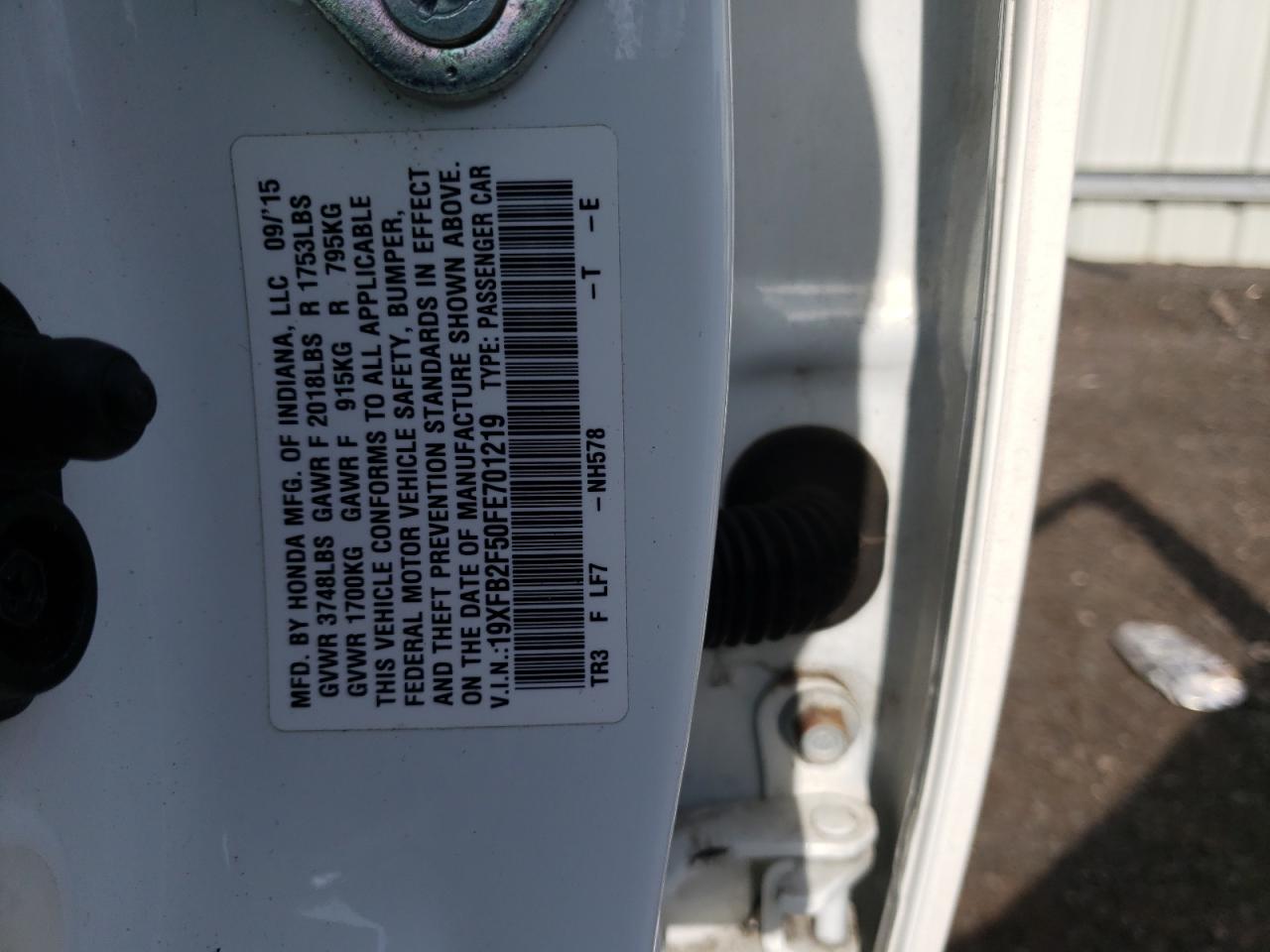 Photo 10 from auction – 2015 HONDA CIVIC LX with VIN 19XFB2F50FE701219