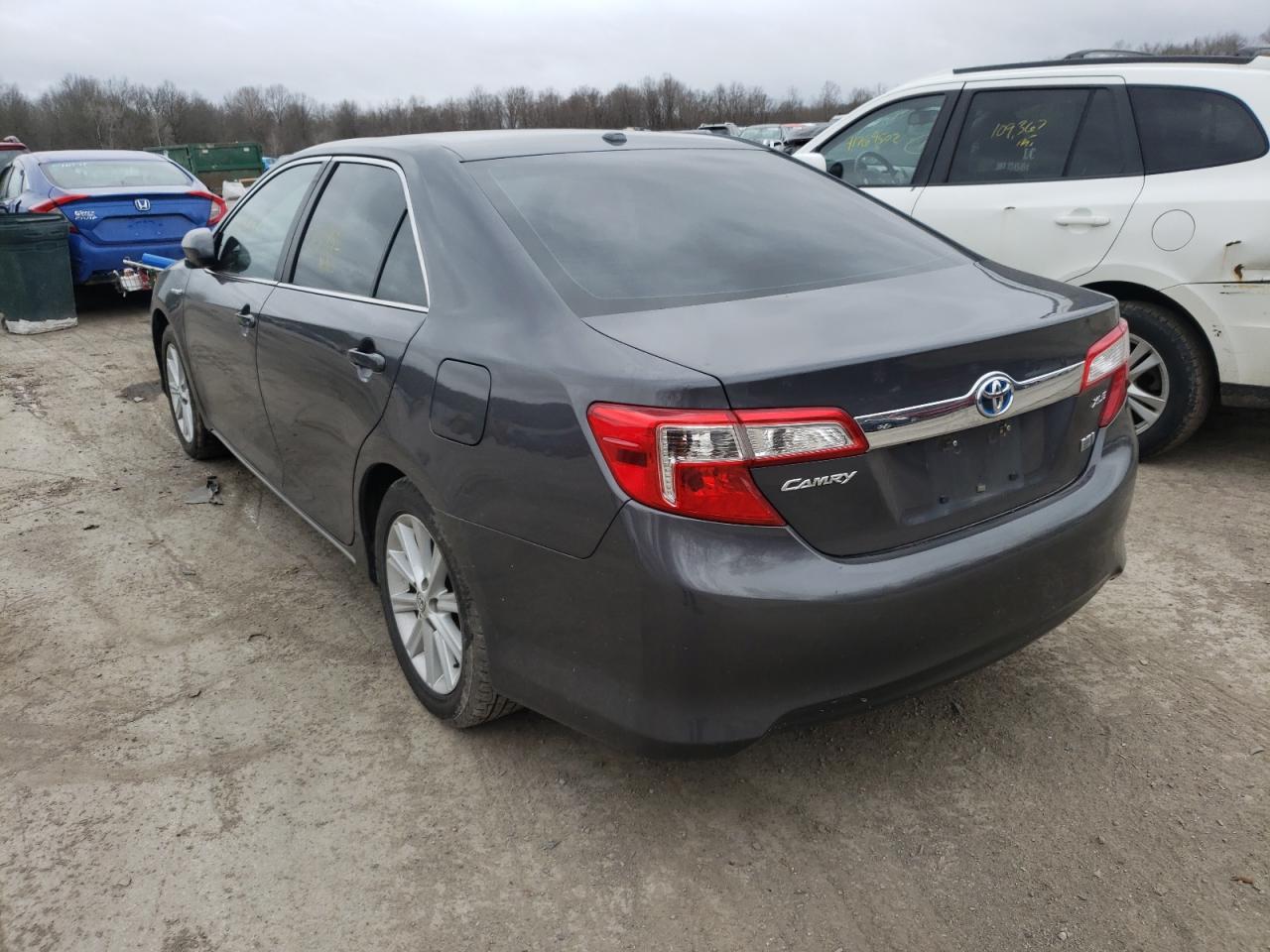 Photo 3 from auction – 2012 TOYOTA CAMRY HYBR with VIN 4T1BD1FK8CU062833