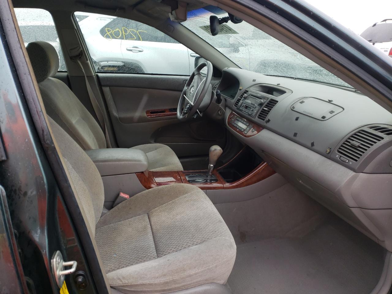 Photo 5 from auction – 2002 TOYOTA CAMRY LE with VIN 4T1BE30K12U578872