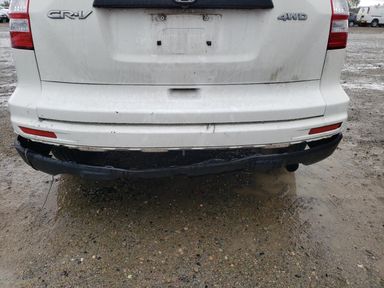 Photo 9 from auction – 2011 HONDA CR-V LX with VIN JHLRE4H33BC030032