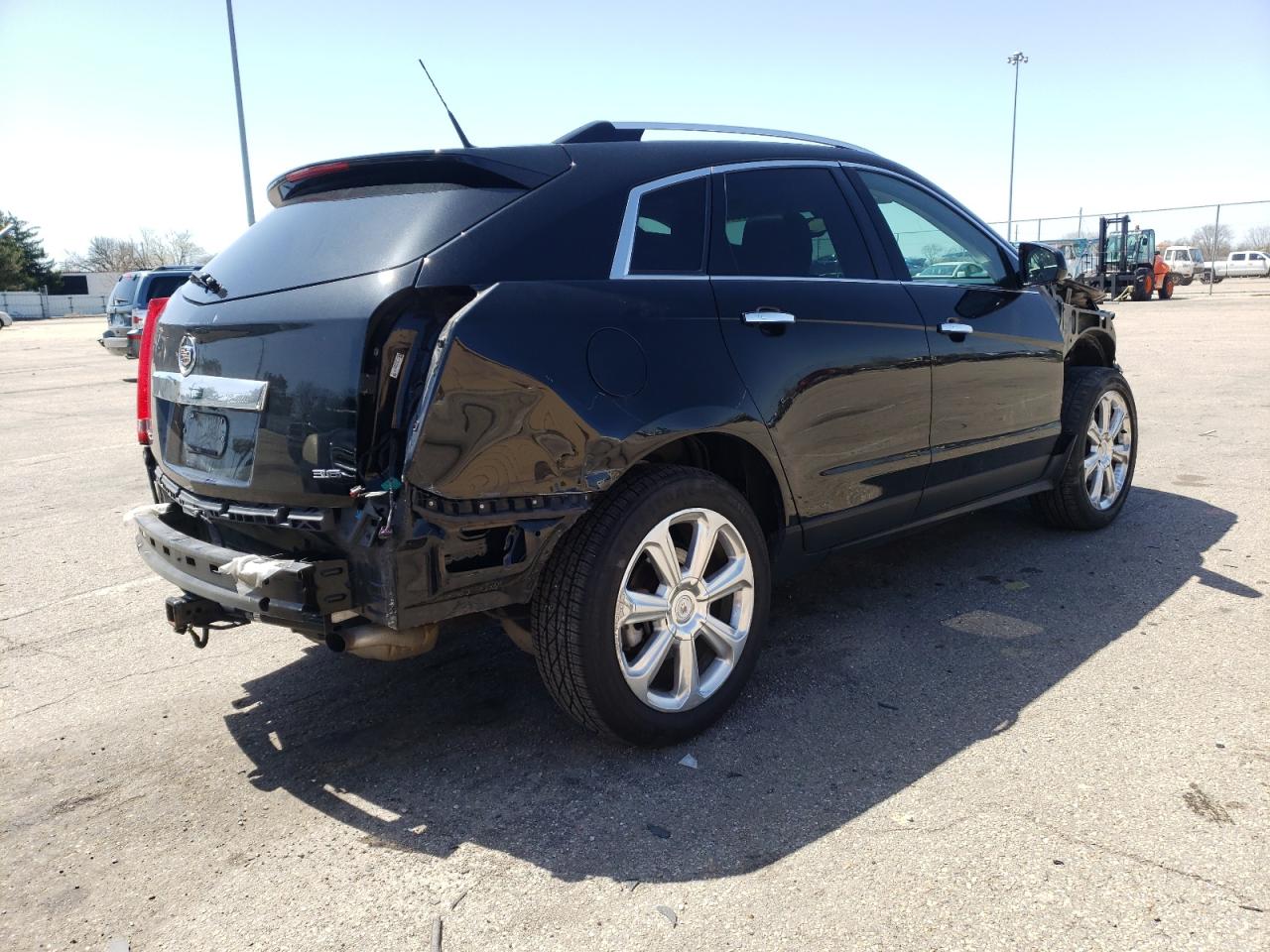 Photo 4 from auction – 2013 CADILLAC SRX PERFOR with VIN 3GYFNDE37DS647185