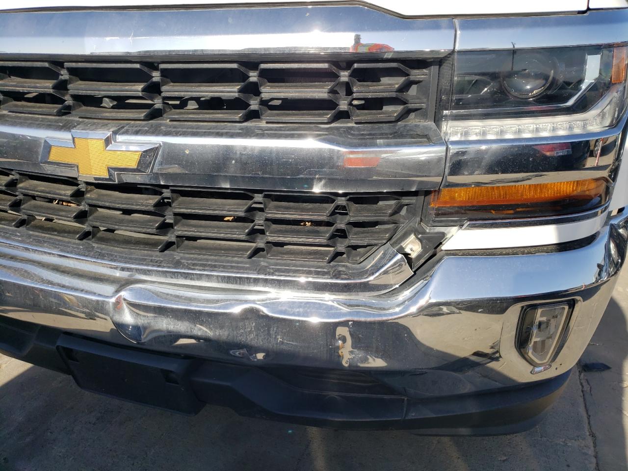 Photo 9 from auction – 2018 CHEVROLET SILVERADO with VIN 3GCPCREC8JG369683