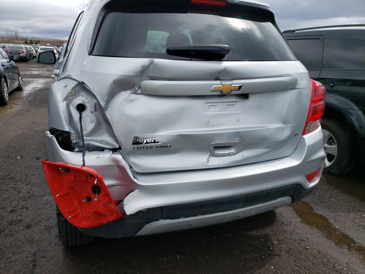 Photo 9 from auction – 2019 CHEVROLET TRAX 1LT with VIN 3GNCJPSB1KL202876