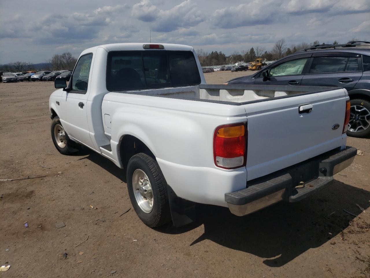 Photo 3 from auction – 1998 FORD RANGER with VIN 1FTYR10U4WTA21149