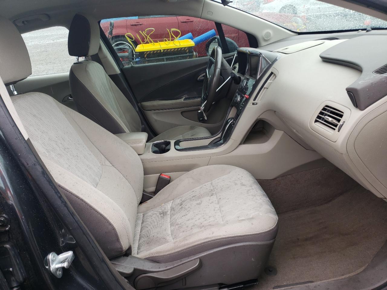 Photo 5 from auction – 2014 CHEVROLET VOLT with VIN 1G1RE6E4XEU165747