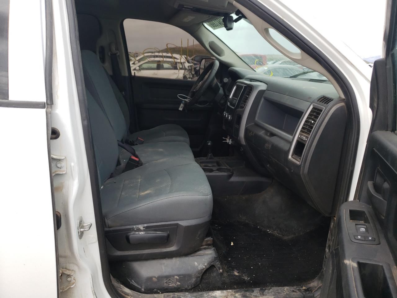 Photo 5 from auction – 2014 RAM 2500 ST with VIN 3C6TR5HT4EG263861