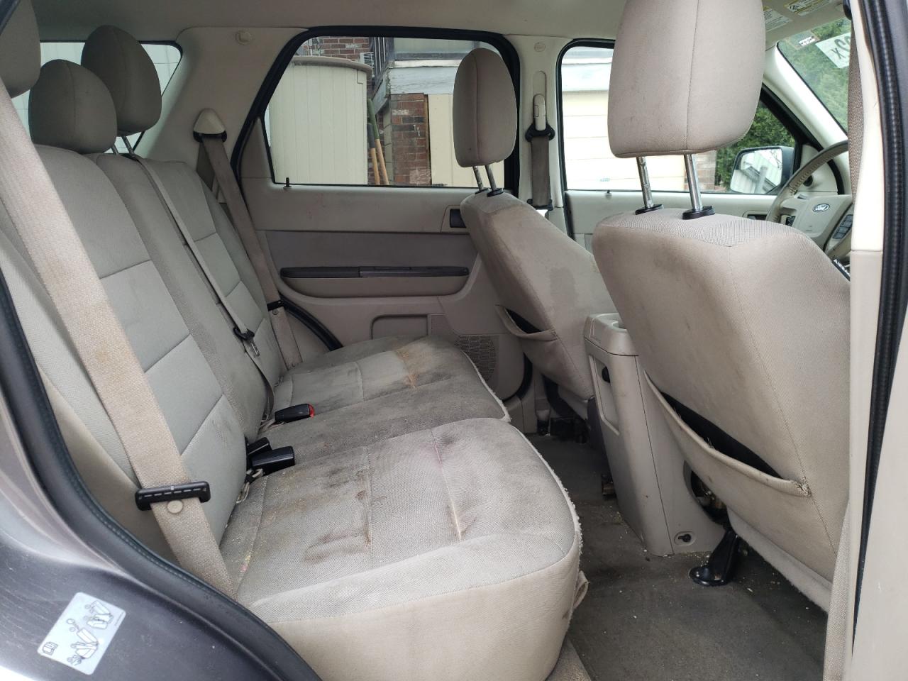 Photo 6 from auction – 2010 FORD ESCAPE XLT with VIN 1FMCU9D76AKC59736