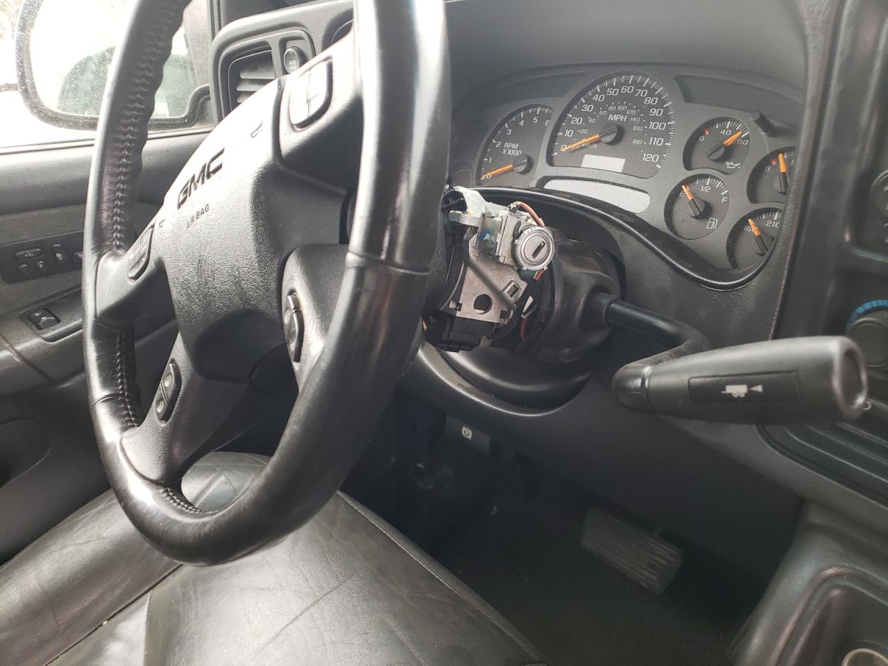 Photo 9 from auction – 2003 GMC NEW SIERRA with VIN 1GTEK19T83E120980