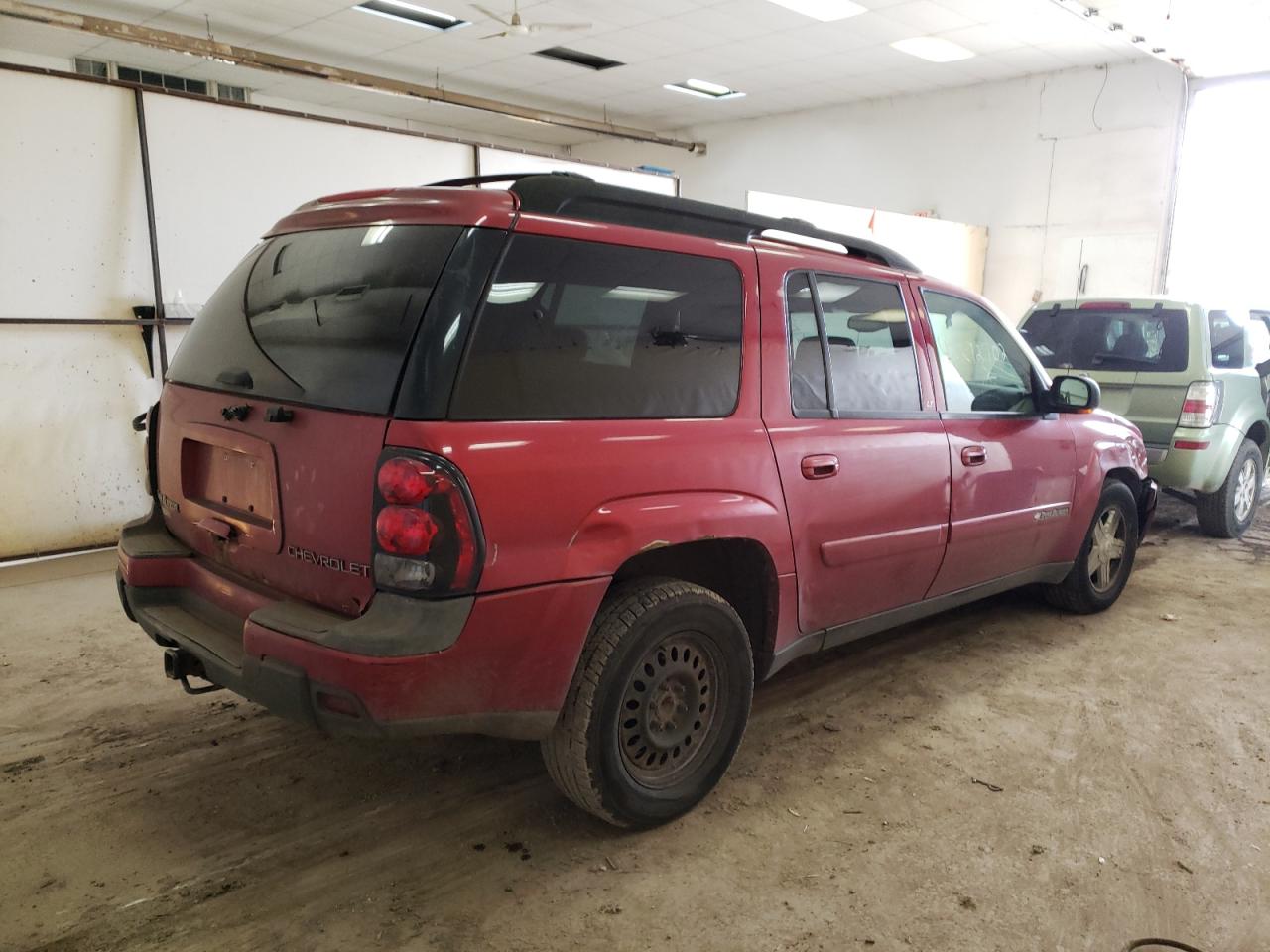 Photo 4 from auction – 2002 CHEVROLET TRAILBLAZE with VIN 1GNET16S626130884