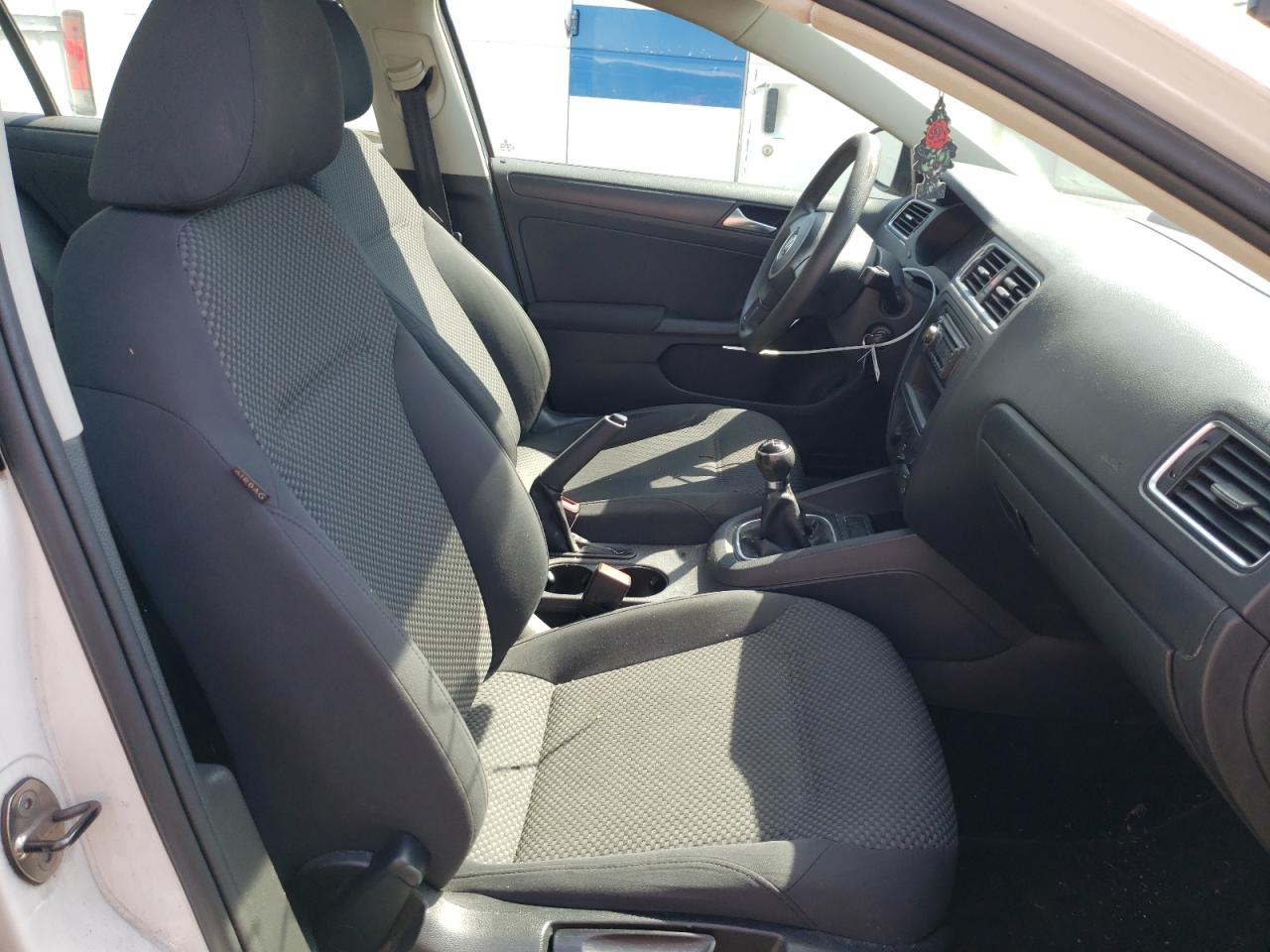 Photo 5 from auction – 2011 VOLKSWAGEN JETTA 2.5L with VIN 3VW1K7AJ2BM393902