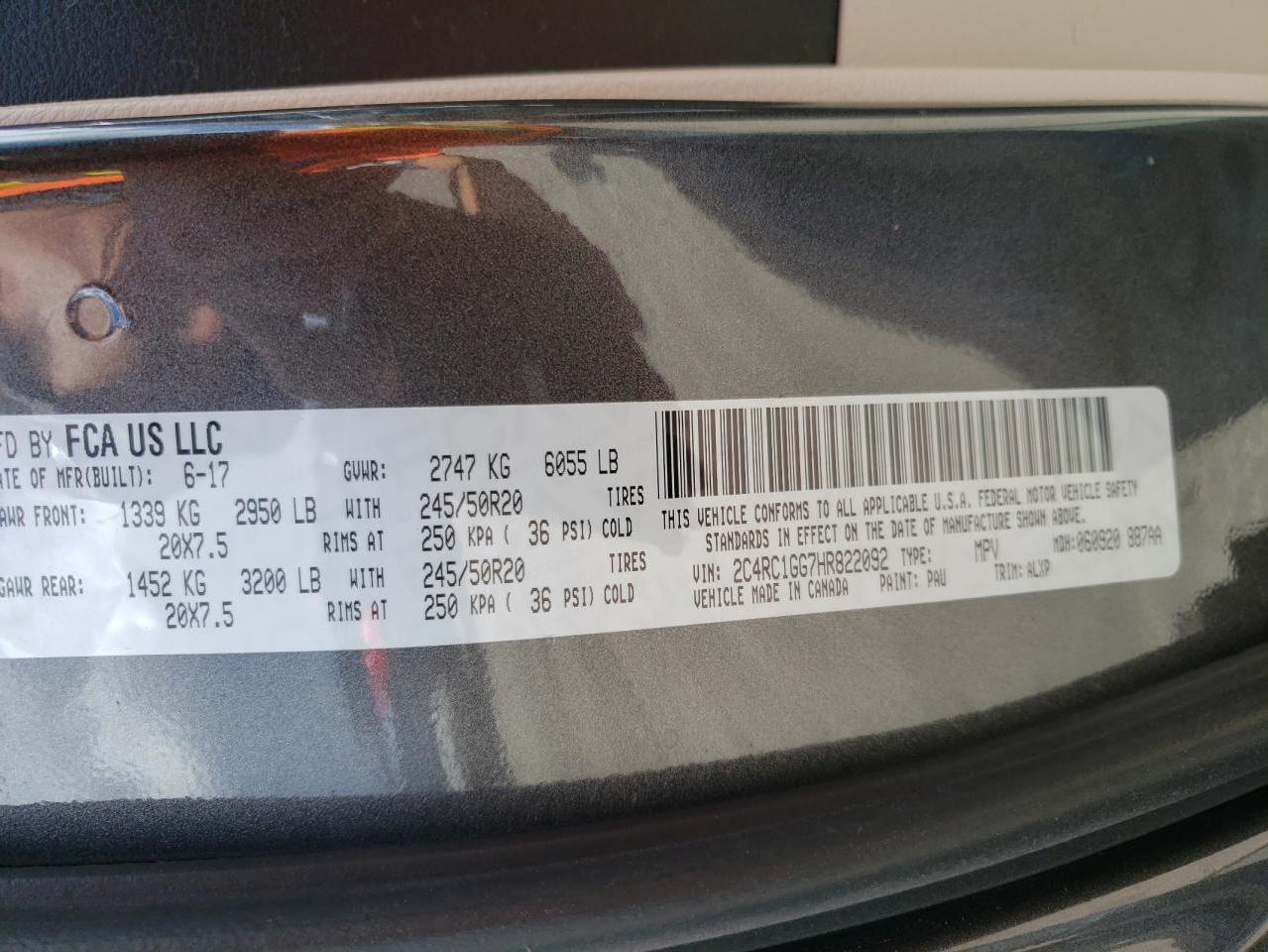 Photo 10 from auction – 2017 CHRYSLER PACIFICA with VIN 2C4RC1GG7HR822092