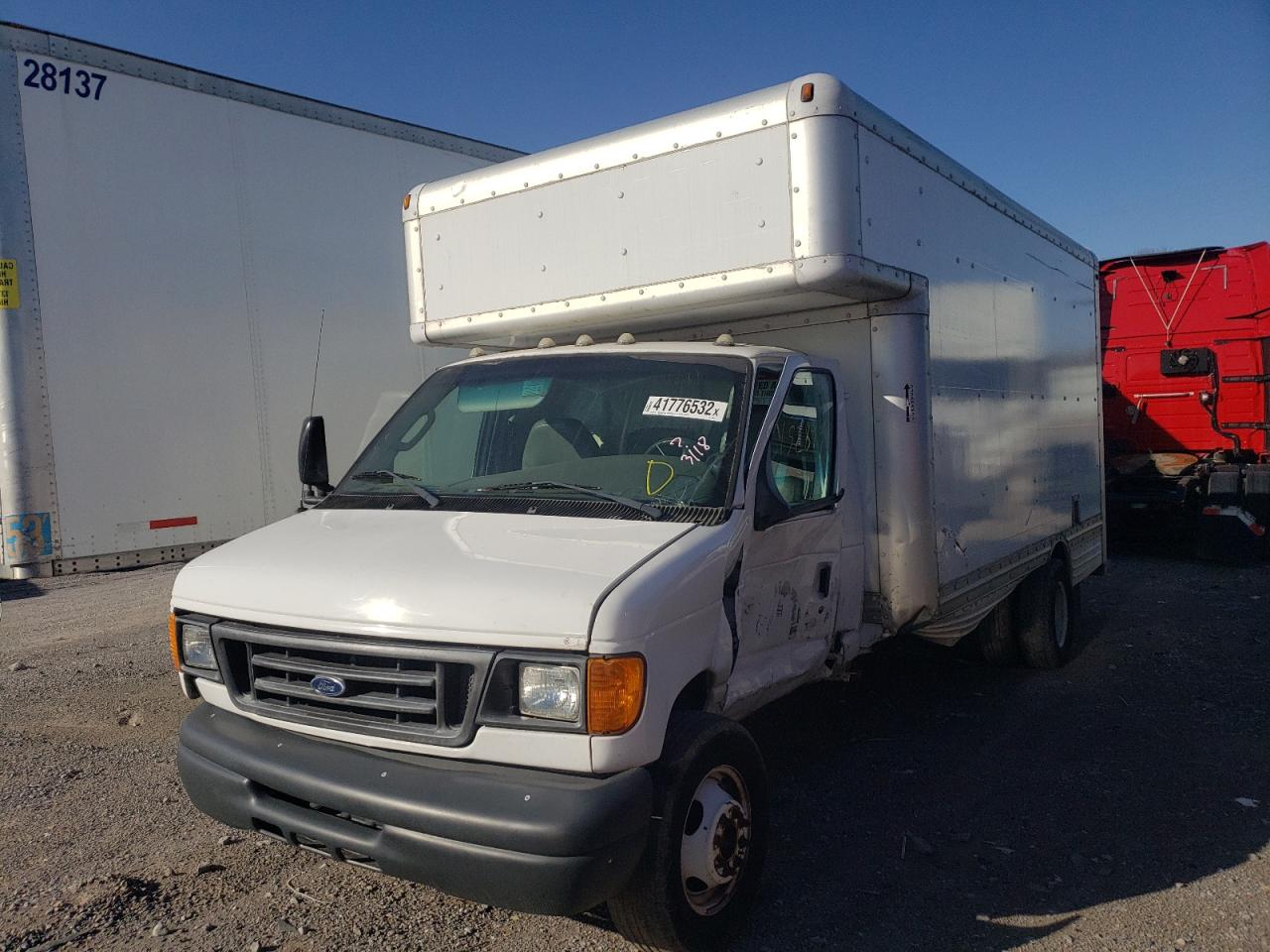Photo 2 from auction – 2007 FORD ECONOLINE with VIN 1FDXE45S37DA22378