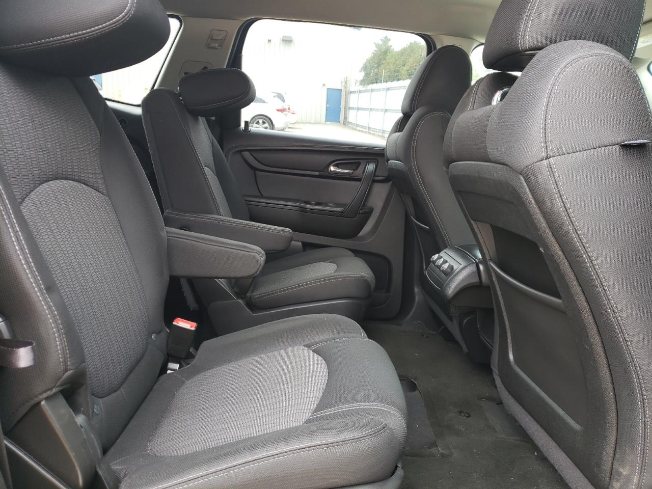 Photo 6 from auction – 2013 CHEVROLET TRAVERSE L with VIN 1GNKVGKD6DJ113073