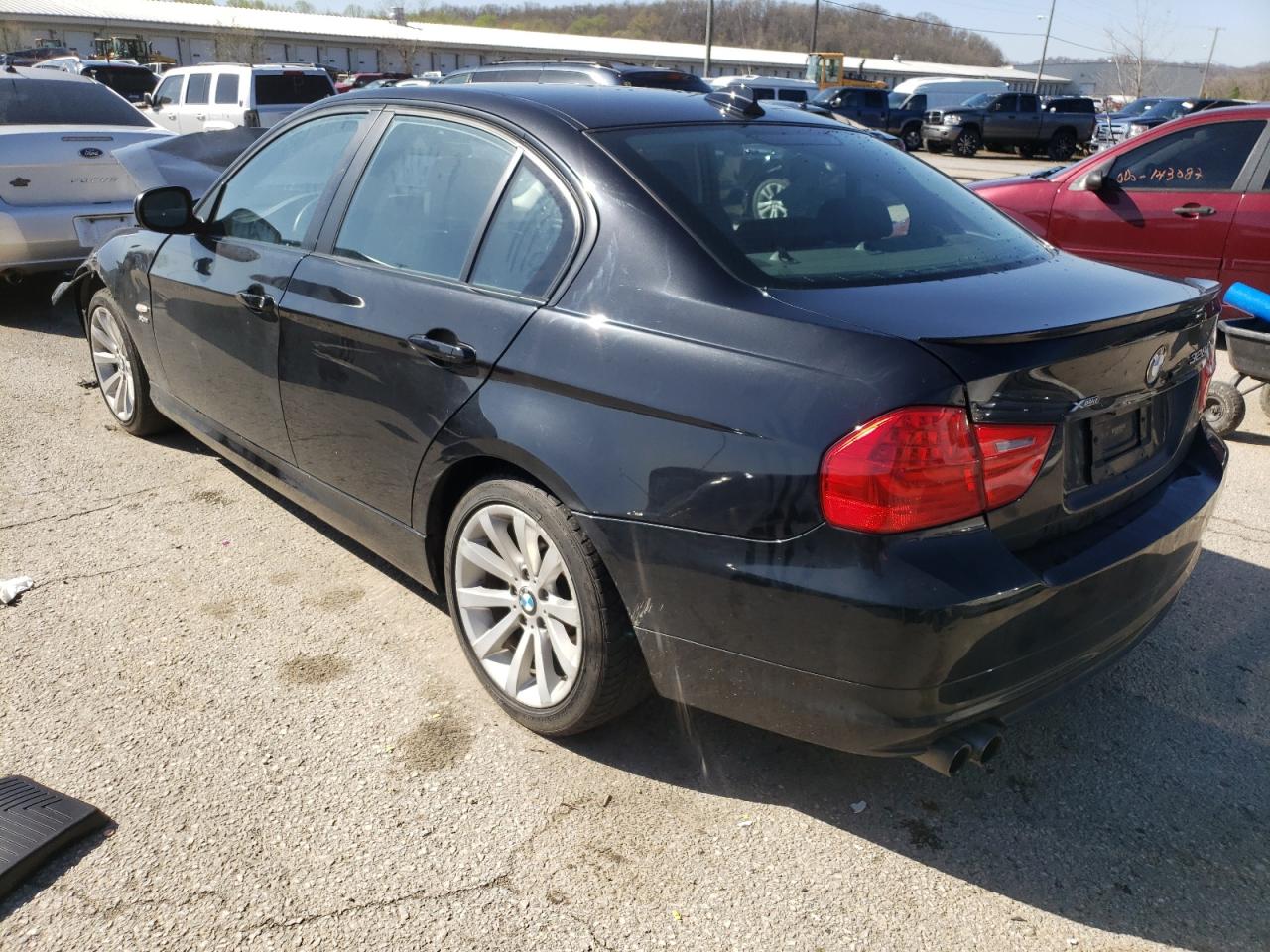 Photo 3 from auction – 2011 BMW 328 XI with VIN WBAPK7C50BF196835