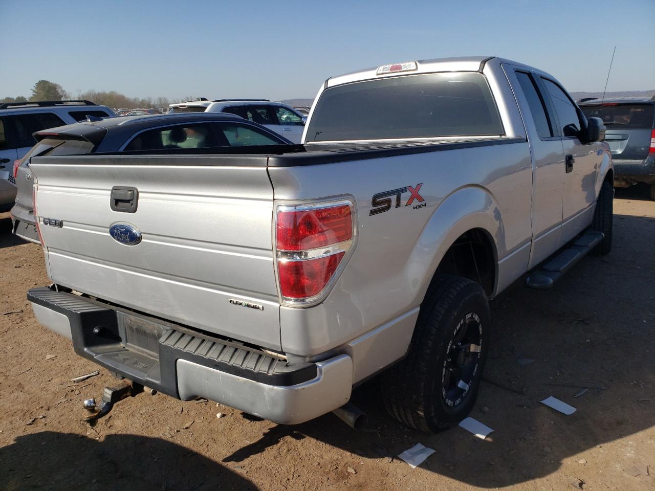 Photo 4 from auction – 2012 FORD F150 SUPER with VIN 1FTEX1CM3CKE28305