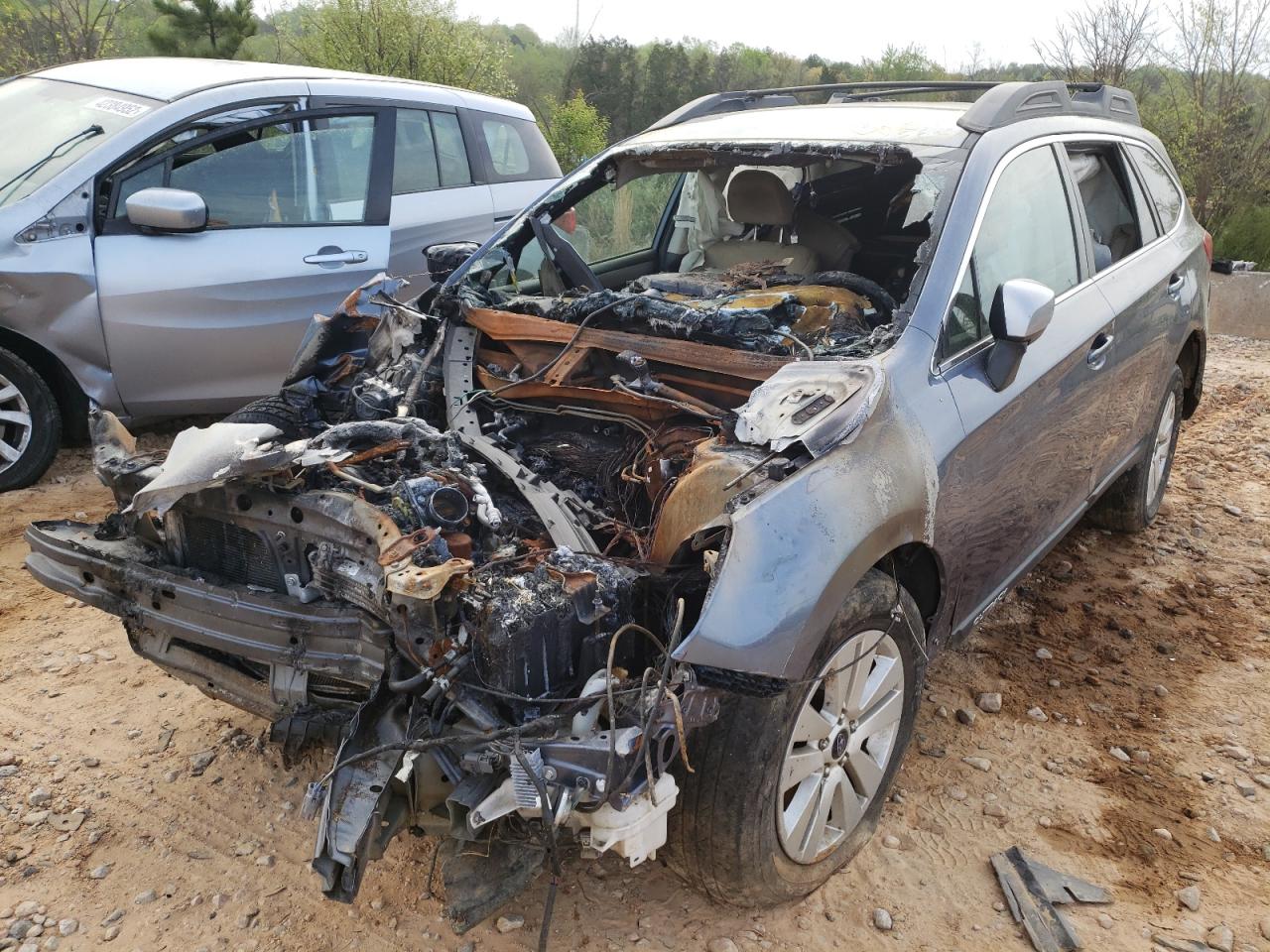 Снимка 2 от търг – 2016 SUBARU OUTBACK 2. с VIN 4S4BSBCC0G3239685