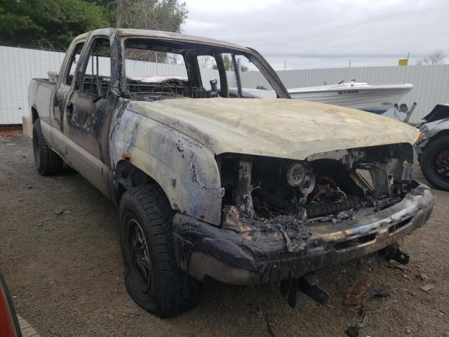 CHEVROLET SILVERADO 2004 with VIN 1GCEK19V74E370942 - Photo from auction