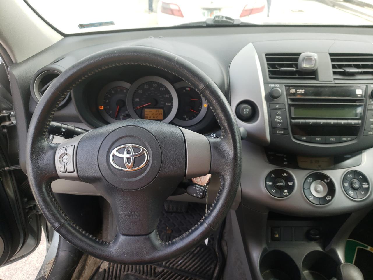 Photo 9 from auction – 2006 TOYOTA RAV4 LIMIT with VIN JTMZK31V765004040