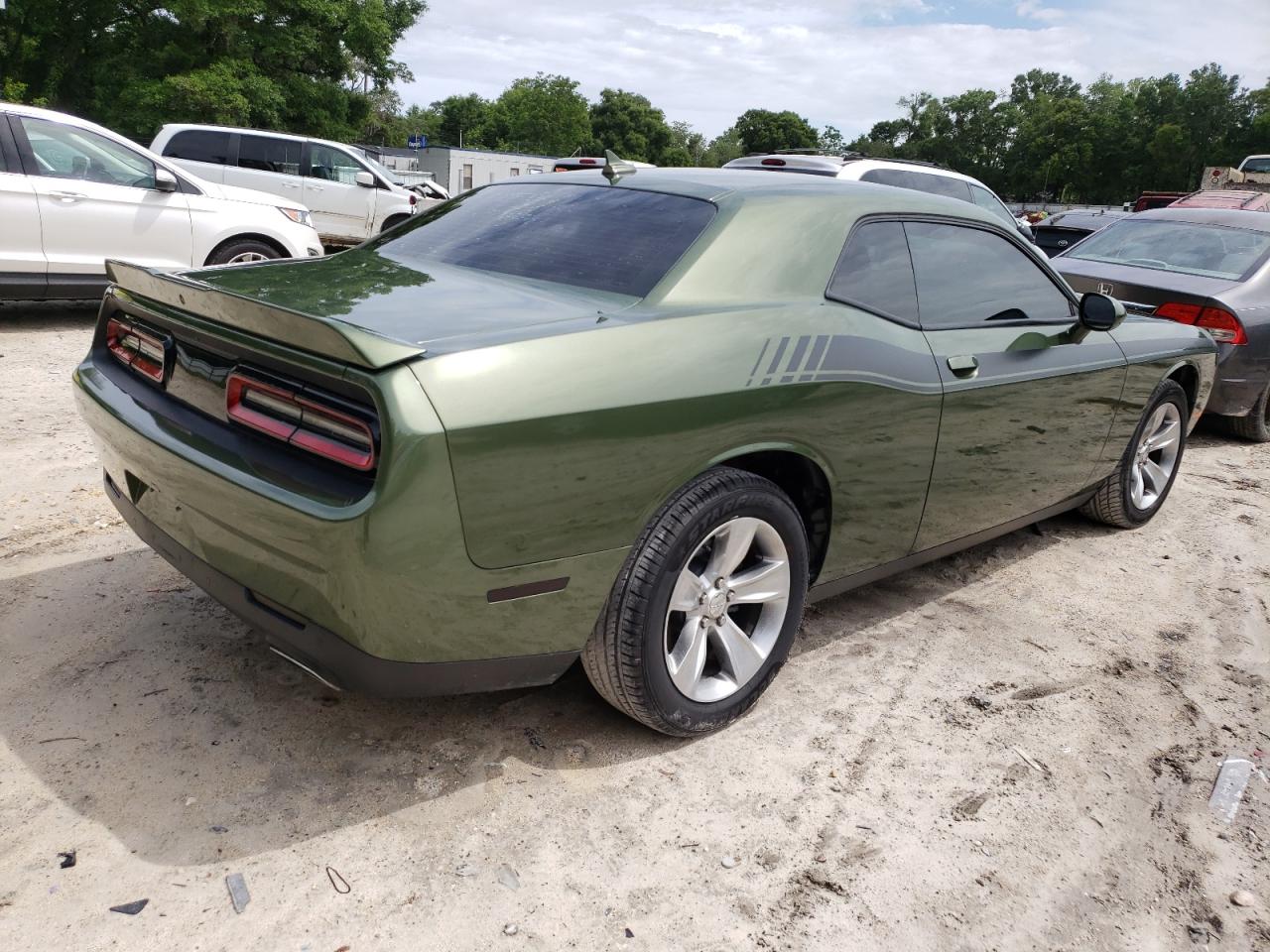 Photo 4 from auction – 2018 DODGE CHALLENGER with VIN 2C3CDZAG7JH228340