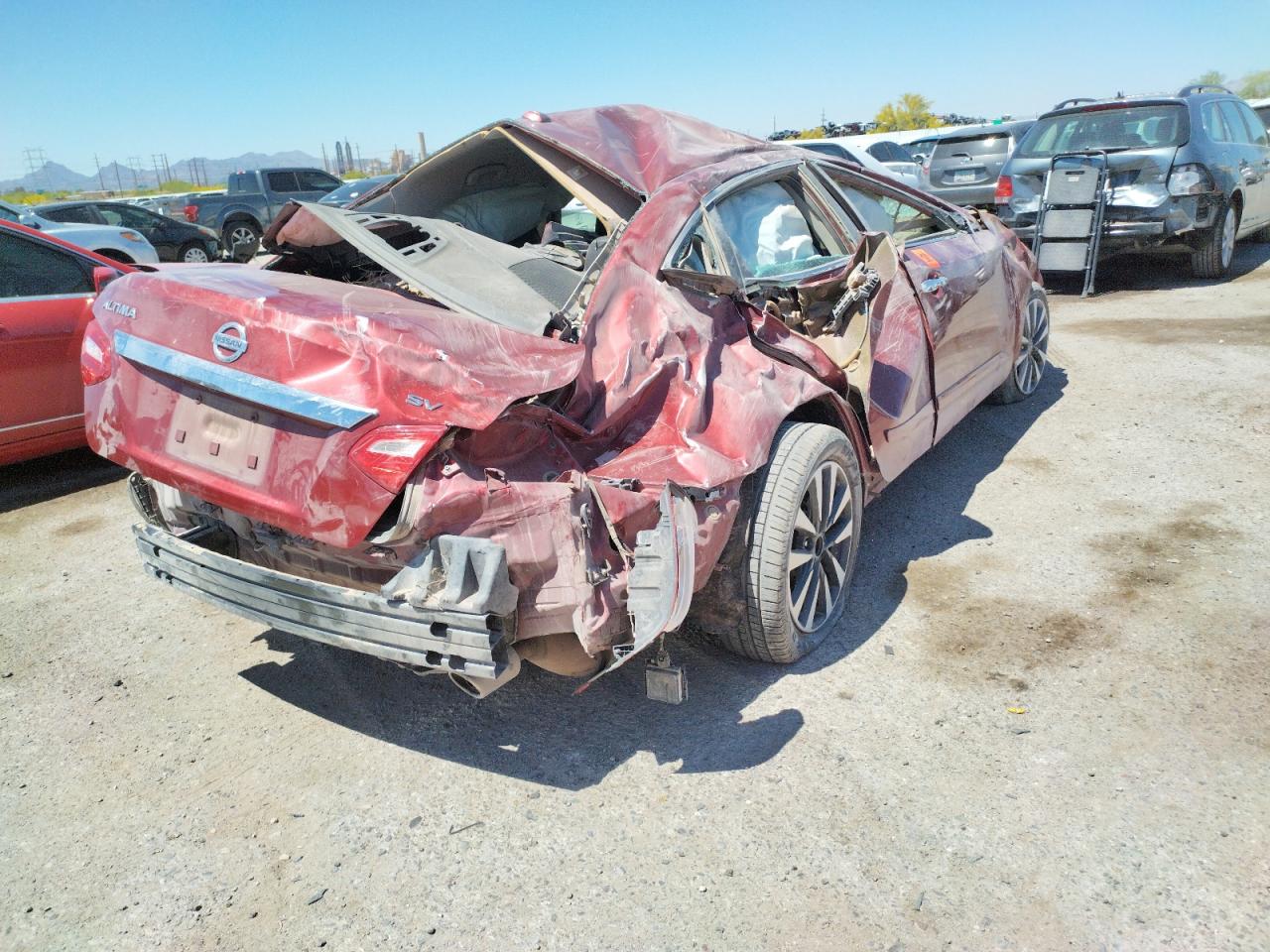 Photo 4 from auction – 2016 NISSAN ALTIMA 2.5 with VIN 1N4AL3AP4GC146652