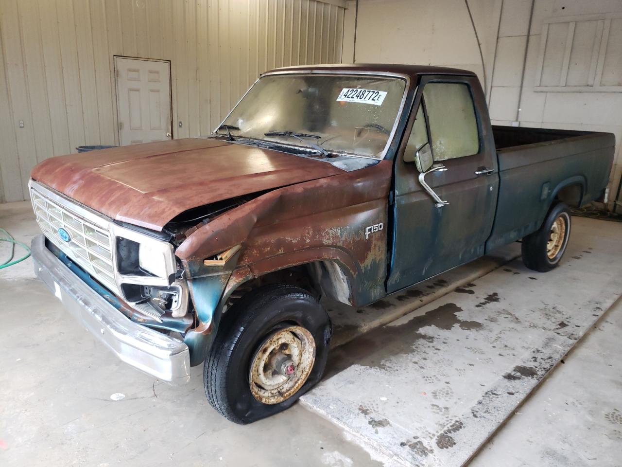 Photo 2 from auction – 1985 FORD F150 with VIN 2FTEF14Y4FCA25737