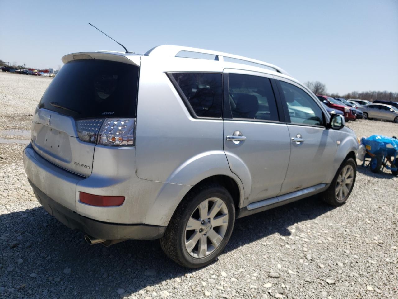 Photo 4 from auction – 2009 MITSUBISHI OUTLANDER with VIN JA4MT31W69Z005123