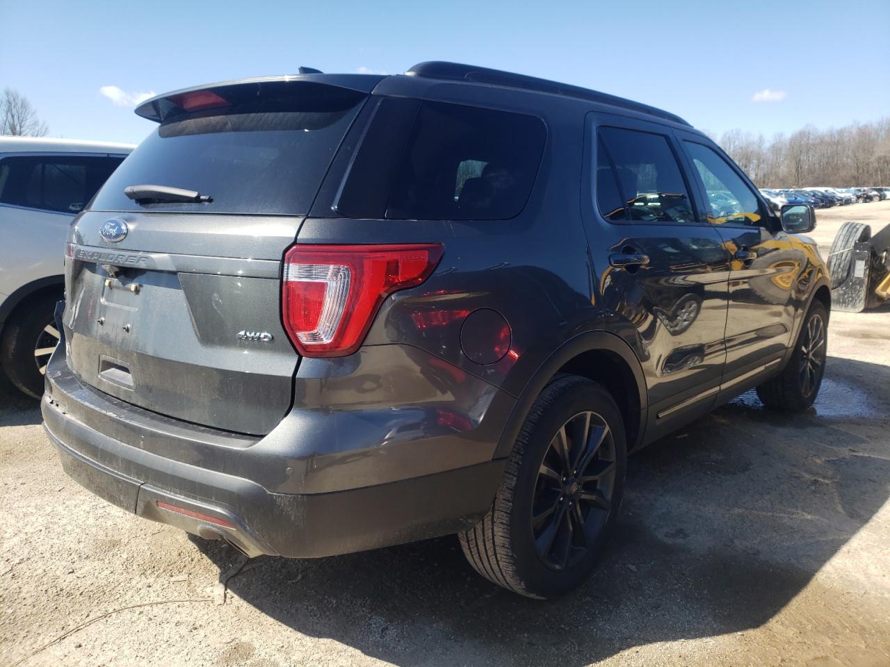 Photo 4 from auction – 2017 FORD EXPLORER X with VIN 1FM5K8D84HGC19993