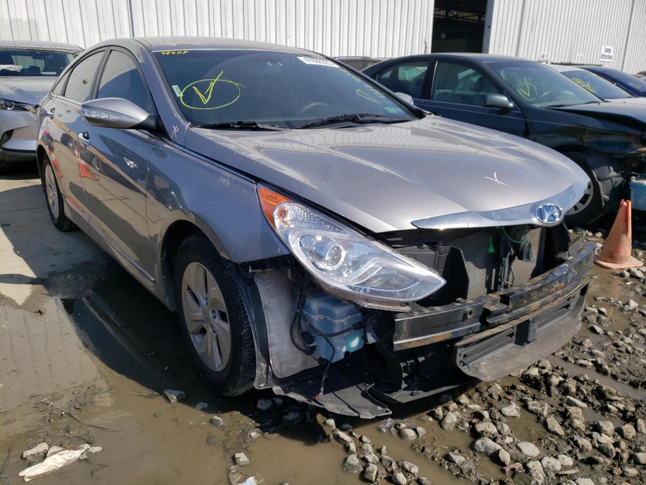 Photo 1 from auction – 2013 HYUNDAI SONATA HYB with VIN KMHEC4A49DA085566