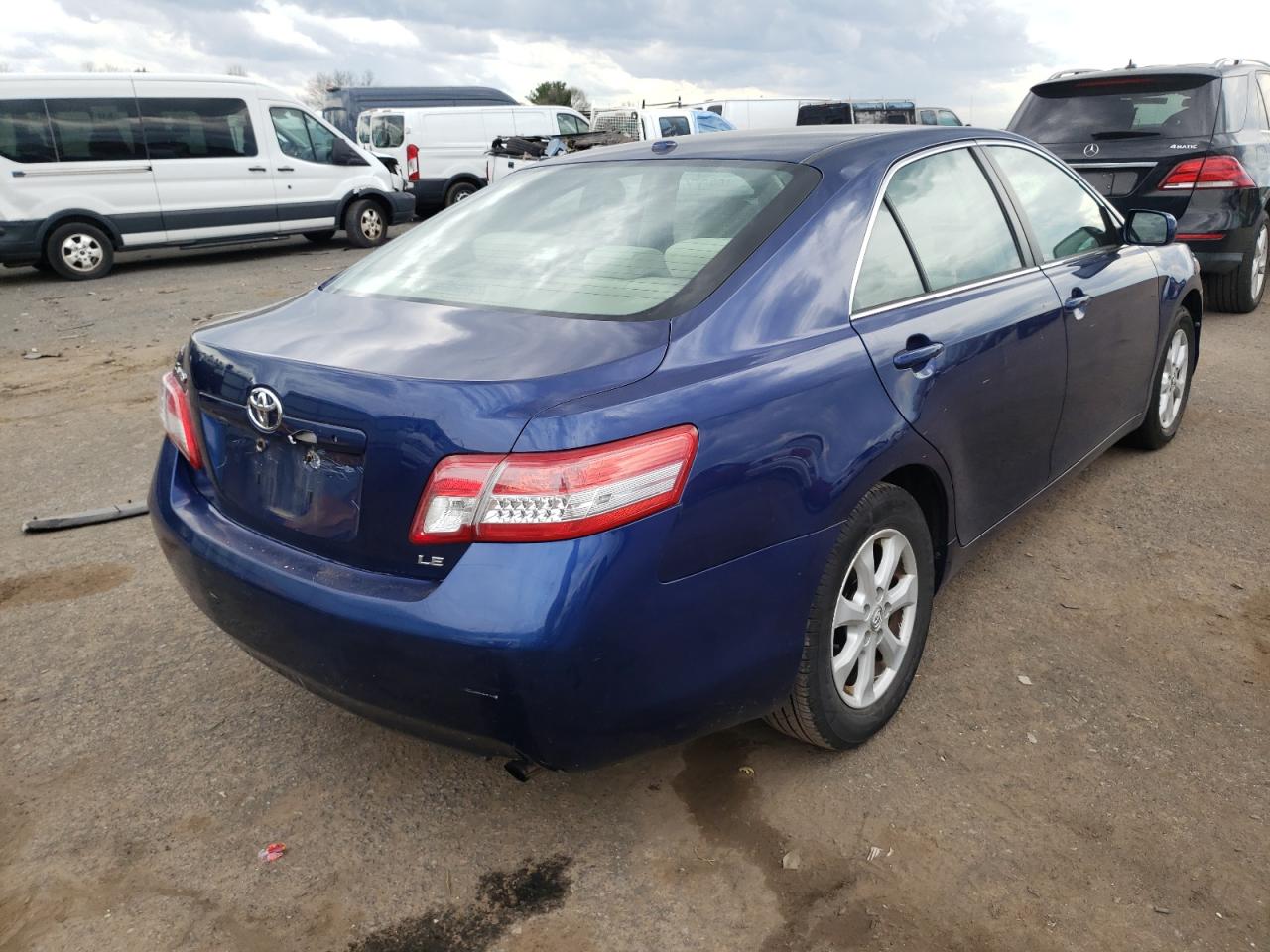 Photo 4 from auction – 2011 TOYOTA CAMRY BASE with VIN 4T1BF3EK3BU621811