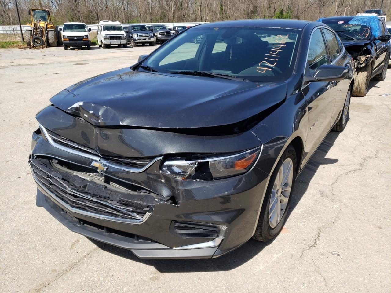 Photo 2 from auction – 2016 CHEVROLET MALIBU LT with VIN 1G1ZE5ST6GF199715