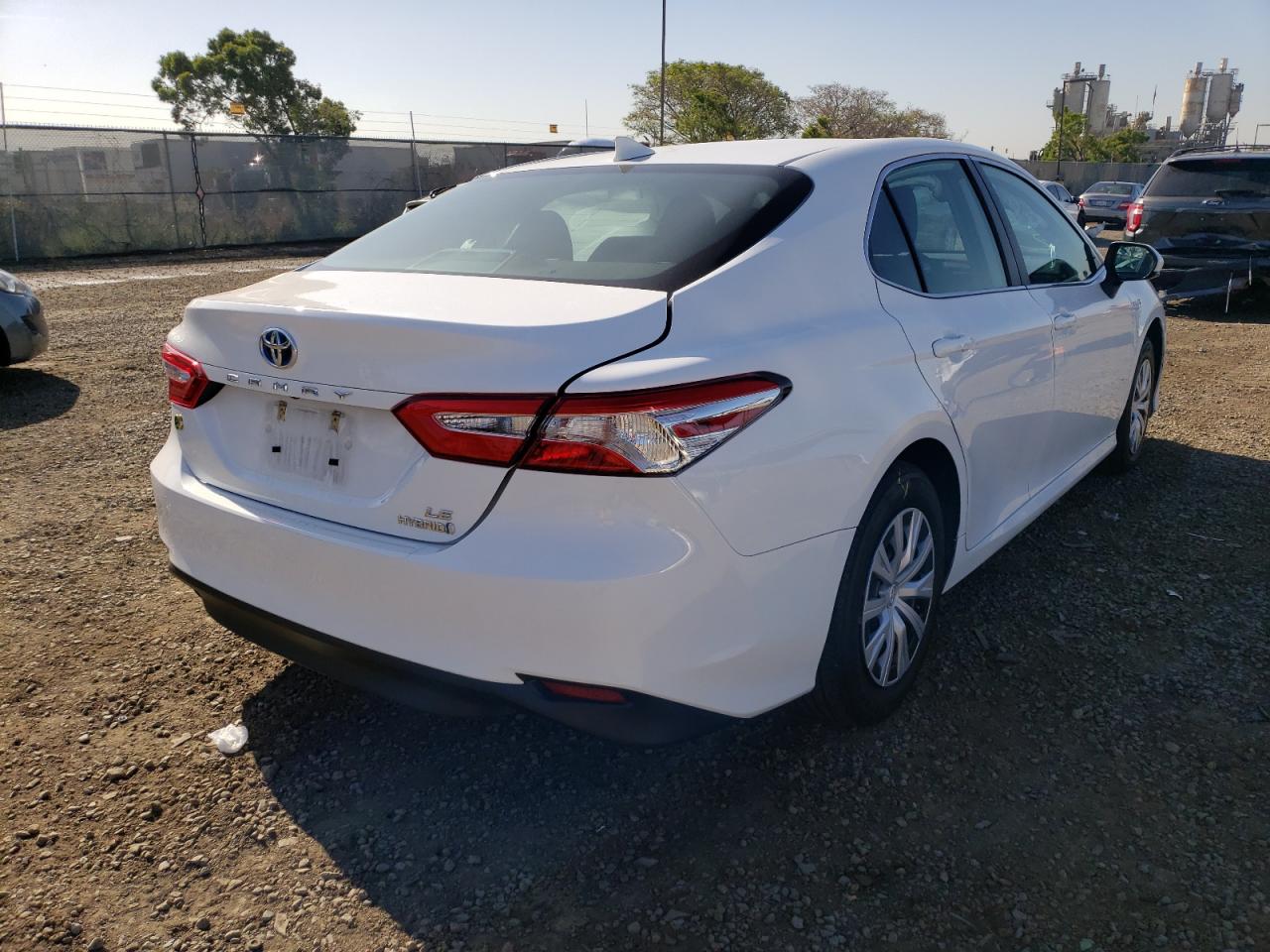 Photo 4 from auction – 2020 TOYOTA CAMRY LE with VIN 4T1C31AK4LU519328