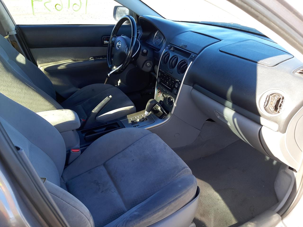 Photo 5 from auction – 2006 MAZDA 6 S with VIN 1YVHP80D265M70715