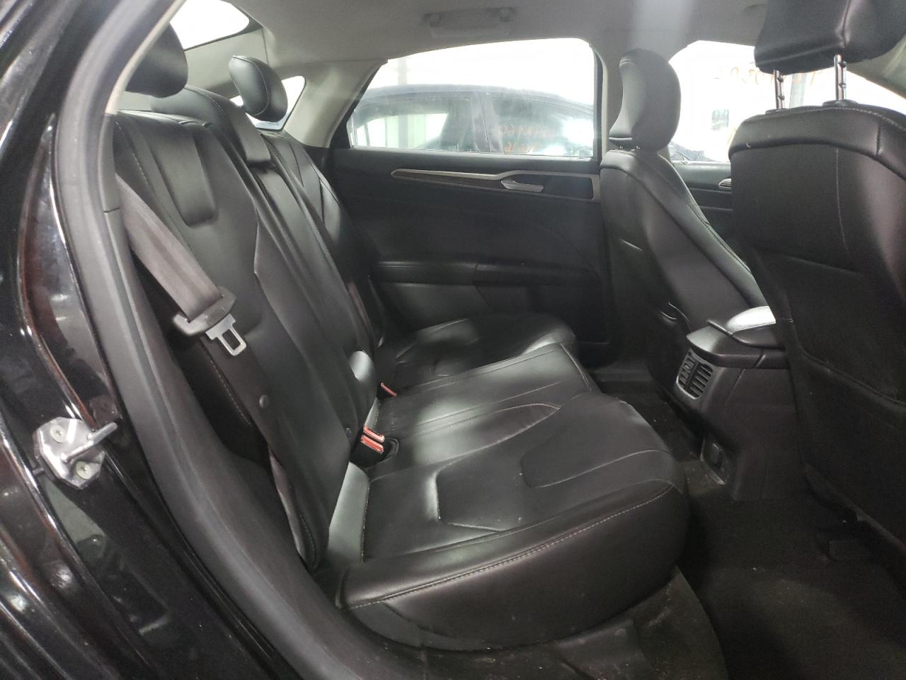 Photo 6 from auction – 2013 FORD FUSION SE with VIN 3FA6P0HRXDR233629