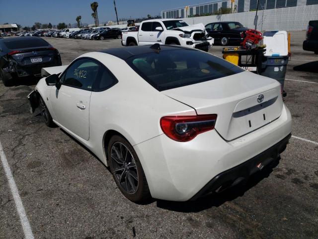 Photo 3 from auction – 2017 TOYOTA 86 BASE with VIN JF1ZNAA10H9710762
